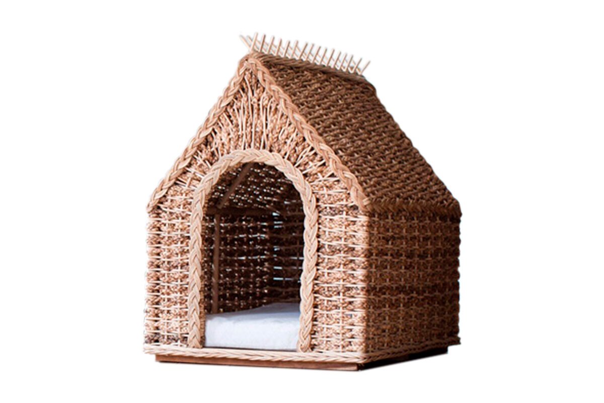 Le Chalet de Chien | 

Dog House